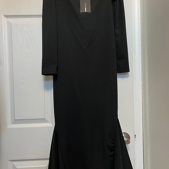 Your to go sexy black dress - Picture 1 of 2